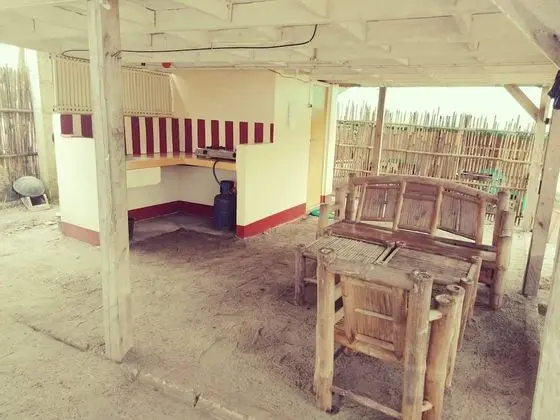 Villa (Totoy)