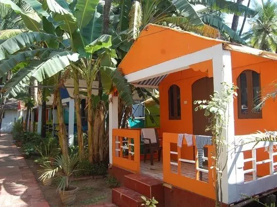 Garden View Hut with AC