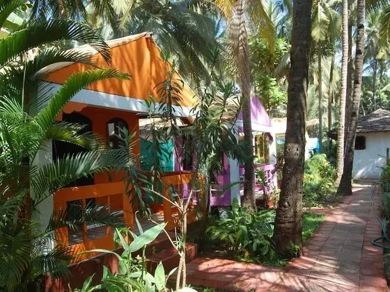 Garden View Hut with AC