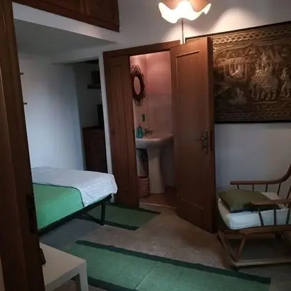 Economy Tek Büyük Yataklı Oda, Banyolu/Duşlu (Lilla)