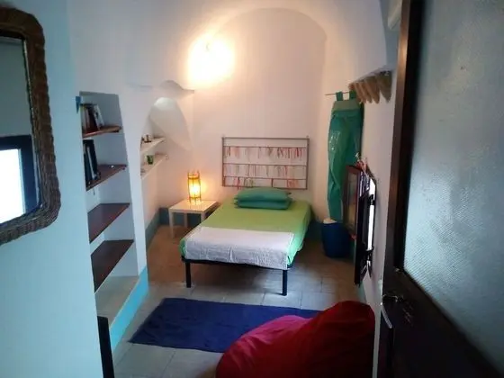 Economy Tek Büyük Yataklı Oda, Ortak Banyo (Blu)