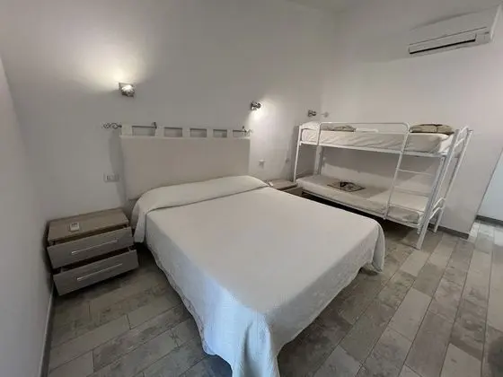 Deluxe Dört Kişilik Oda, 1 Yatak Odası