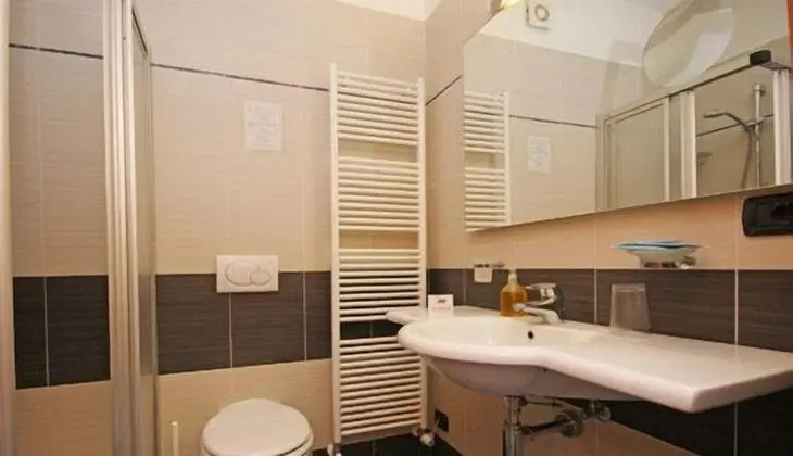 Comfort Büyük Yataklı Tek Kişilik Oda