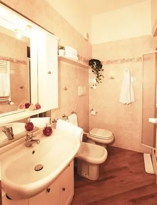Tek Büyük Yataklı Oda (with 1 extra bed)