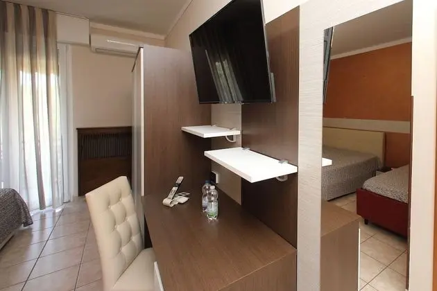Tek Büyük Yataklı Oda, Bahçe Manzaralı