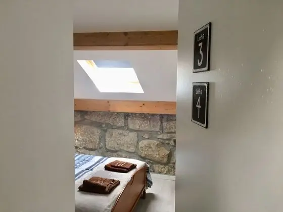 Tek Büyük Yataklı Oda, 1 Çift Kişilik Yatak, Ortak Banyo (Linha 3)
