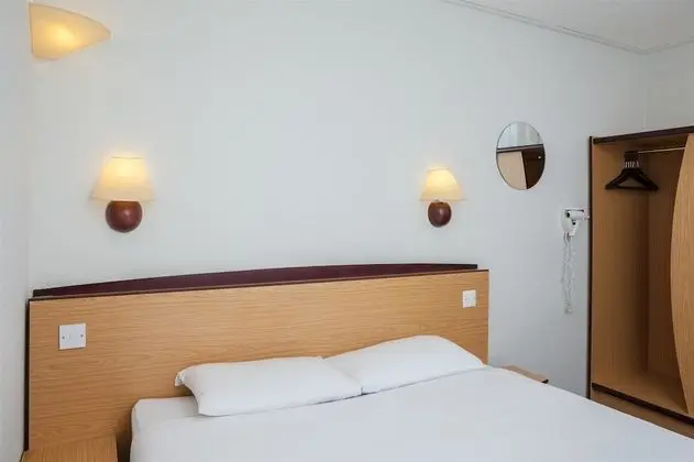 Standard Oda, 1 Çift Kişilik Yatak