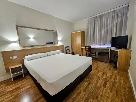 Tek Büyük veya İki Ayrı Yataklı Oda