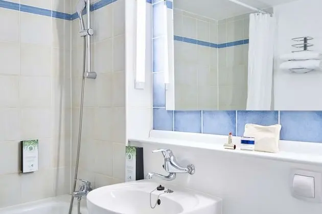 Standard Oda, 1 Çift Kişilik Yatak