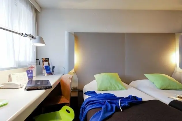 Standard Oda, 2 Tek Kişilik Yatak