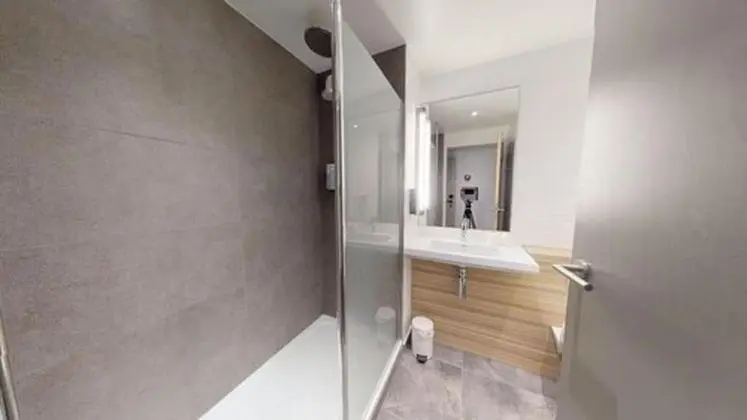 Next Generation, Oda, 1 Büyük (Queen) Boy Yatak