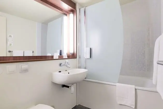 Next Generation, Junior Oda, 1 Çift Kişilik Yatak