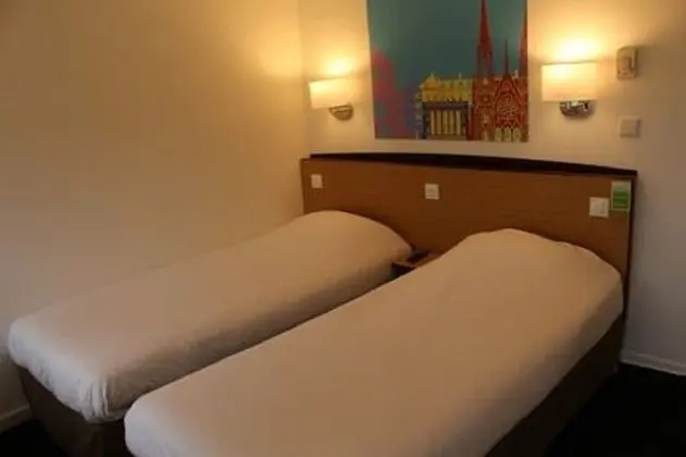 Standard Oda, 2 Tek Kişilik Yatak