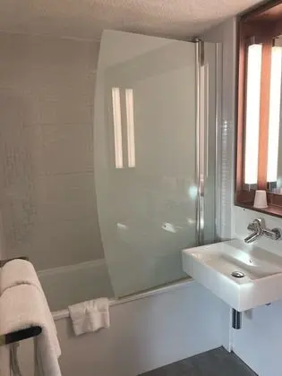 Oda, 3 Tek Kişilik Yatak