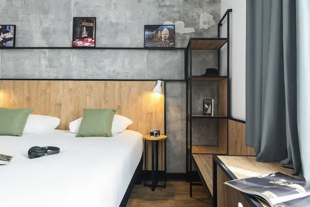 Standard Oda, 1 Çift Kişilik Yatak