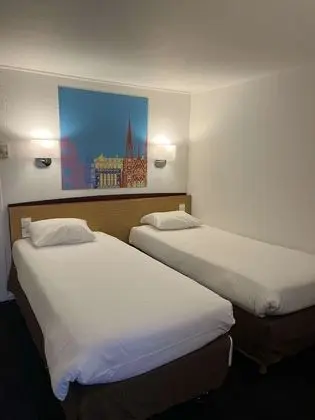 Standard Oda, 2 Tek Kişilik Yatak
