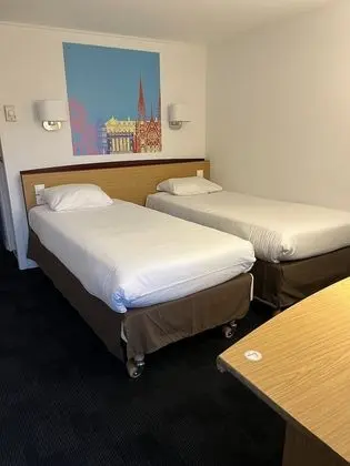 Standard Oda, 2 Tek Kişilik Yatak