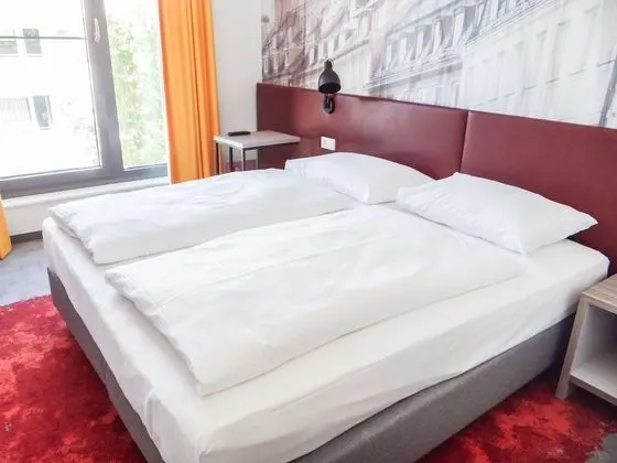 Standard Oda, 1 Çift Kişilik Yatak