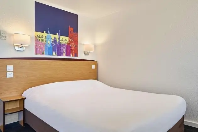 Standard Oda, 1 Çift Kişilik Yatak