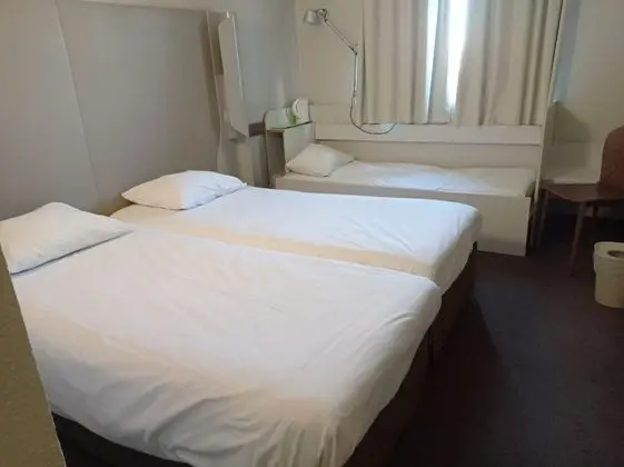 Standard Oda, 3 Tek Kişilik Yatak
