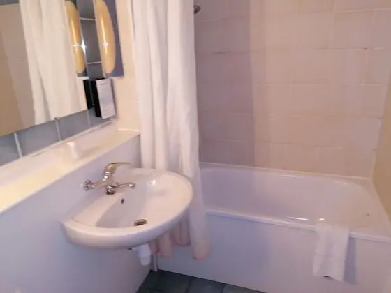 Standard Oda, 1 Çift Kişilik Yatak