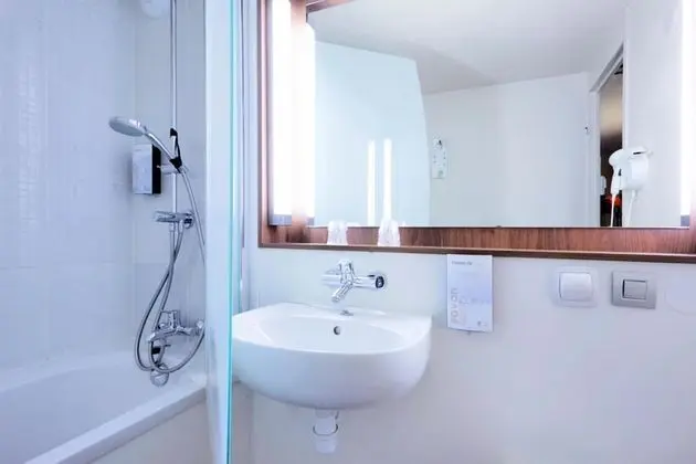 Standard Oda, 2 Tek Kişilik Yatak (1 Junior Bed up to 10 years)