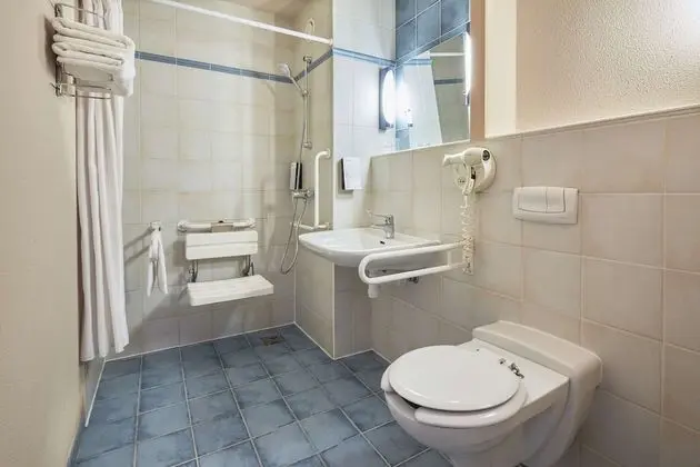 Standard Oda, 1 Çift Kişilik Yatak