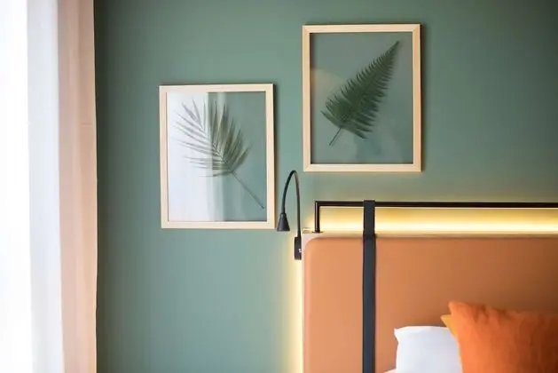 Junior Süit, 1 En Büyük (King) Boy Yatak ve Çekyat