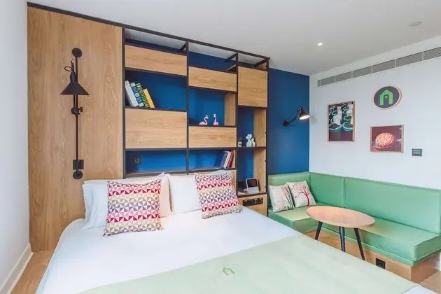 Standard Oda, 1 Büyük (Queen) Boy Yatak