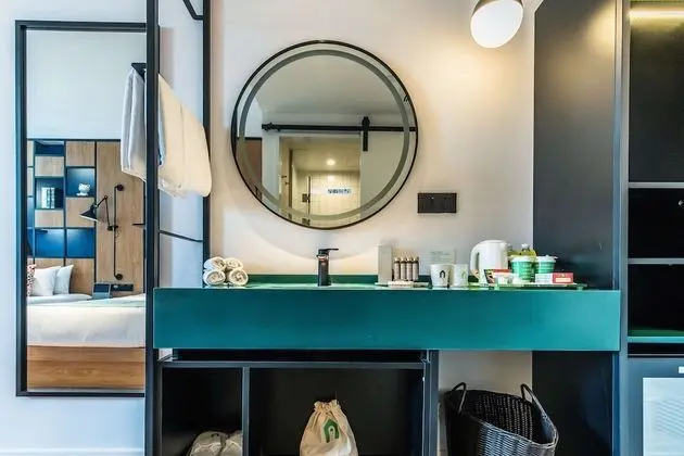 Standard Oda, 1 Büyük (Queen) Boy Yatak