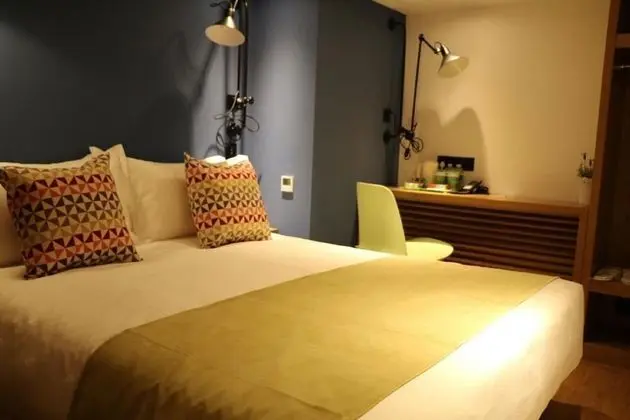 Superior Oda, 1 Büyük (Queen) Boy Yatak