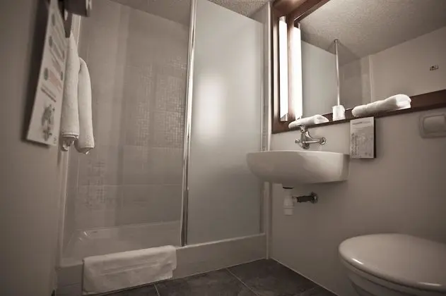 Next Generation, Oda, 1 Çift Kişilik Yatak