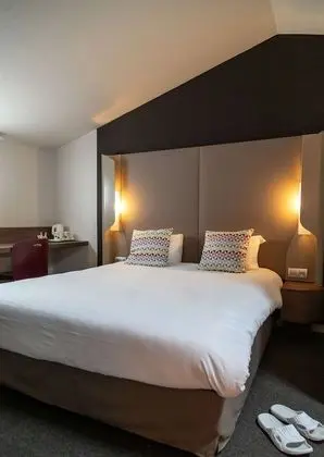 Standard Oda, 2 Çift Kişilik Yatak