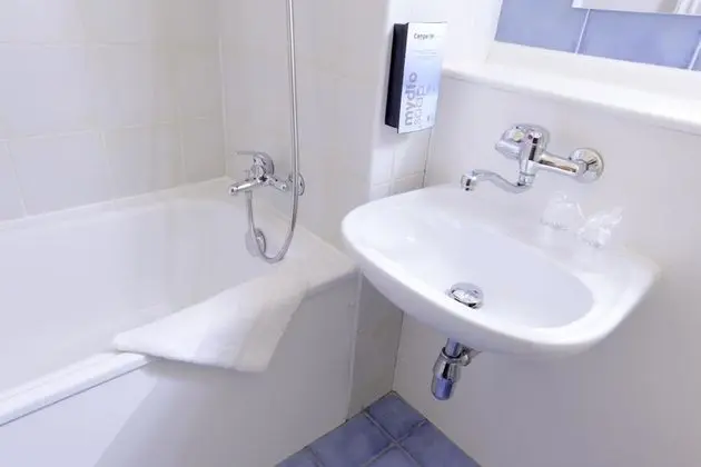 Standard Oda, 1 Çift Kişilik Yatak