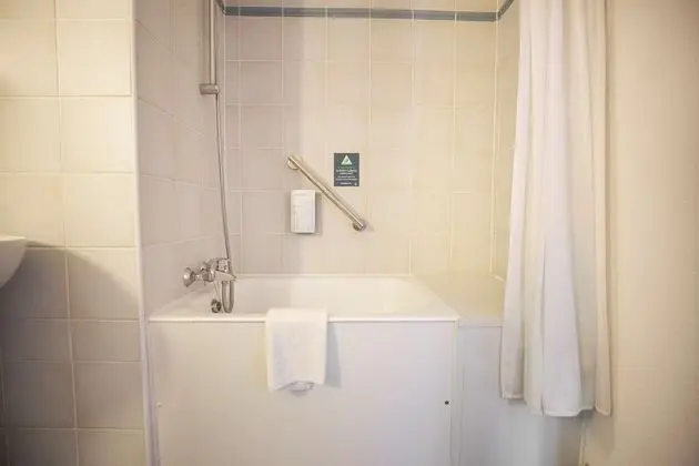 Standard Oda, 1 Çift Kişilik Yatak