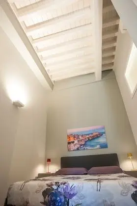 Design Tek Büyük Yataklı Oda, Balkon