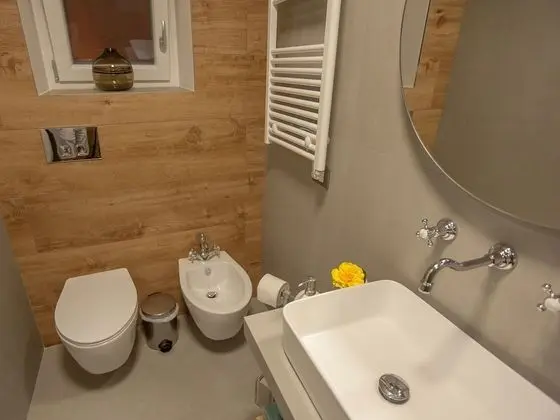 Design Tek Büyük Yataklı Oda, Balkon