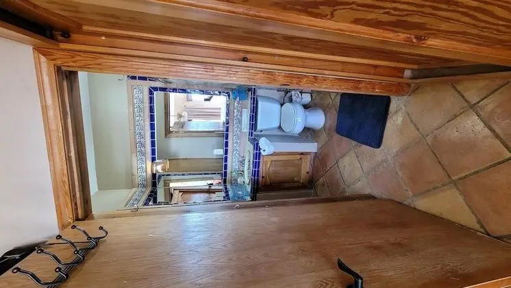 Ev