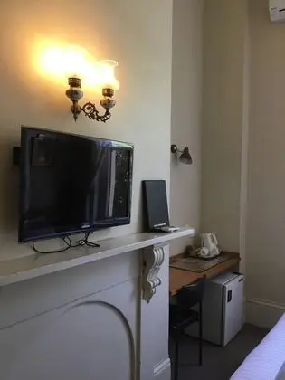Süit, 1 Büyük (Queen) Boy Yatak