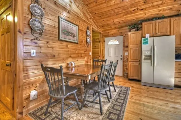 Kulübe (Campbell's Cozy Cabin)