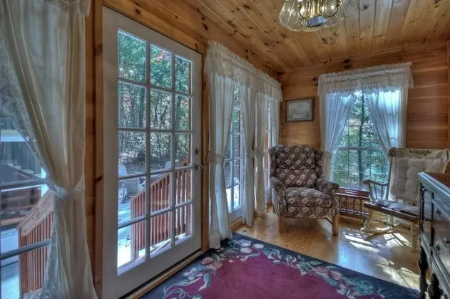 Kulübe (Campbell's Cozy Cabin)