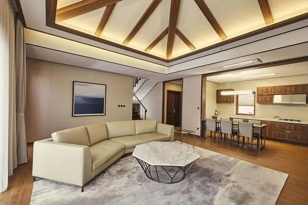Royal Suite, 3 Bedrooms (Resort)