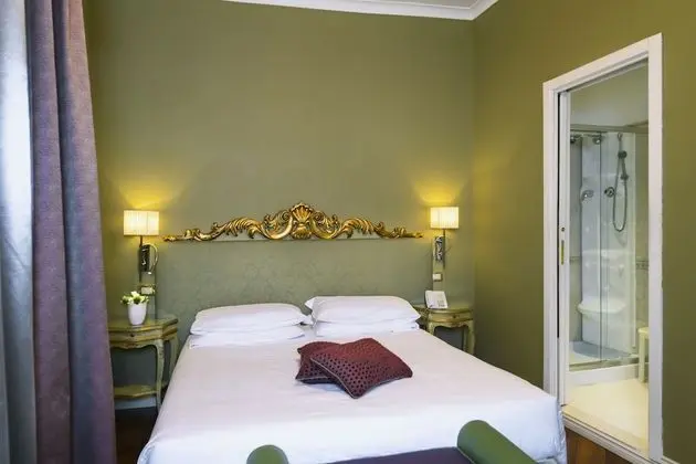 Classic Tek Büyük veya İki Ayrı Yataklı Oda