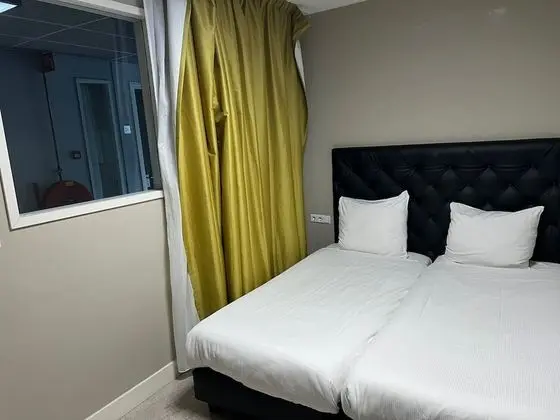 Budget room