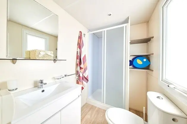 Karavan, 2 Yatak Odası, Havuz Kullanımı