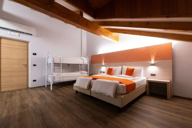 Family Dört Kişilik Oda