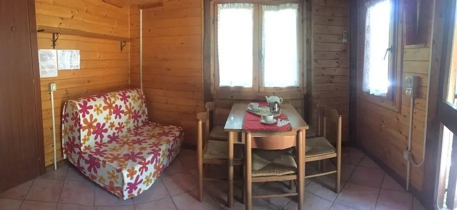 Dağ Evi, Bahçe Manzaralı