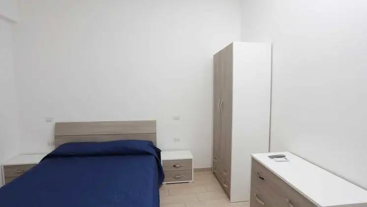 Basic Bungalov, 1 Büyük (Queen) Boy Yatak