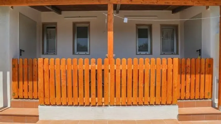 Basic Bungalov, 1 Büyük (Queen) Boy Yatak