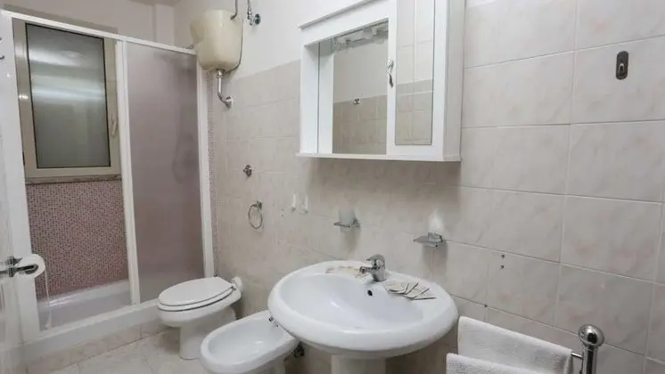 Basic Bungalov, Birden Çok Yatak